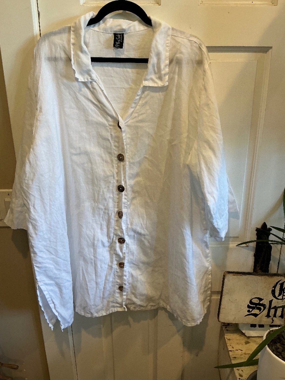 On The Plus Side blouse with buttons!  Linen feel!  Plus size 2x